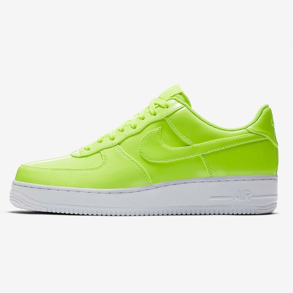 Nike Shoes - NWT Nike Air Force 1